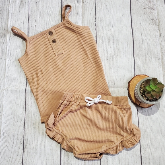 Other - Tan 2 Piece 18-24 Month Top Shorts Onsie Shorts NWOT Khaki